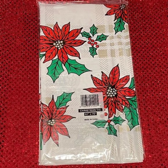 BETTER HOME CHRISTMAS 52" X 90" TABLECLOTH ~ WIPES CLEAN WATERPROOF PLASTIC - Picture 1 of 5